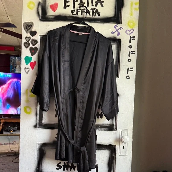 Victoria's Secret Black Satin Robe - Picture 5 of 9